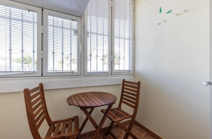 2 makuuhuone Huoneisto myytävänä paikassa Torrevieja mukana 
autotalli - 114 900 € (Ref: 9424146)