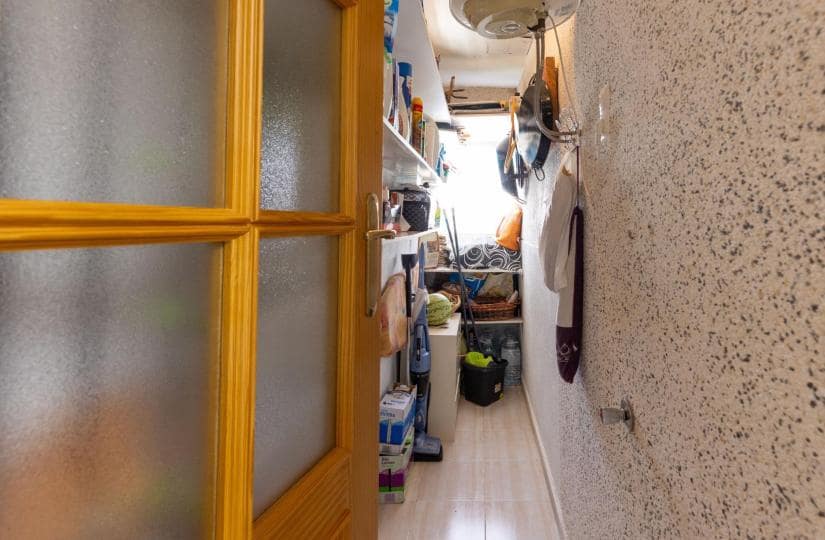 3 bedroom Semi-detached Villa for sale in Torrevieja with pool - € 276,000 (Ref: 9424147)