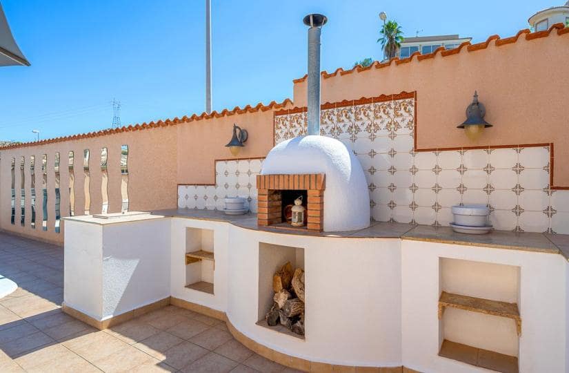 3 bedroom Villa for sale in Rojales with pool garage - € 449,000 (Ref: 9424148)