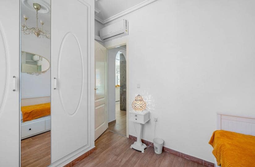 3 bedroom Villa for sale in Rojales with pool garage - € 449,000 (Ref: 9424148)