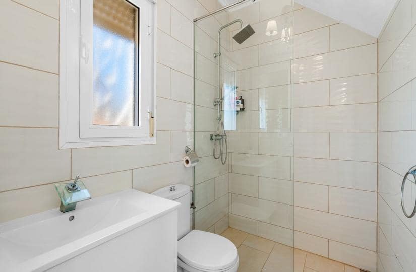 3 bedroom Villa for sale in Rojales with pool garage - € 449,000 (Ref: 9424148)