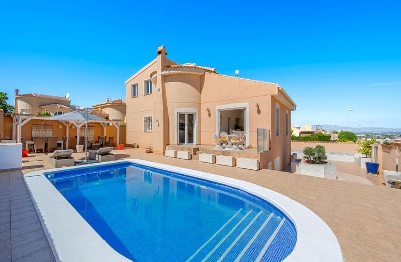 3 bedroom Villa for sale in Rojales with pool garage - € 449,000 (Ref: 9424148)