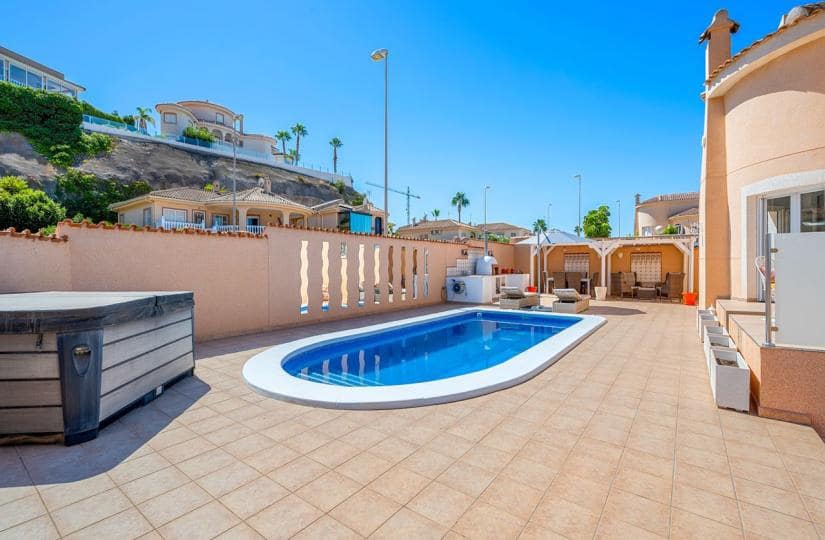 3 bedroom Villa for sale in Rojales with pool garage - € 449,000 (Ref: 9424148)