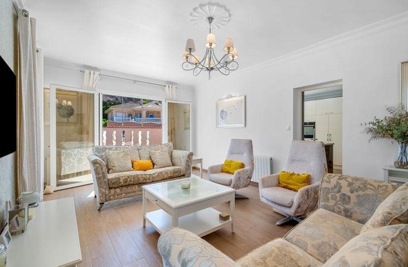 3 bedroom Villa for sale in Rojales with pool garage - € 449,000 (Ref: 9424148)