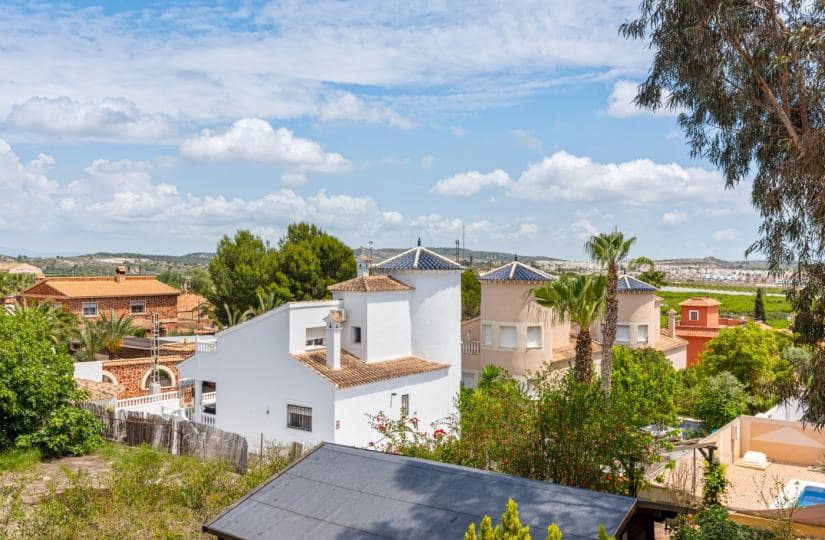 4 bedroom Villa for sale in Vistabella with pool garage - € 350,000 (Ref: 9424150)