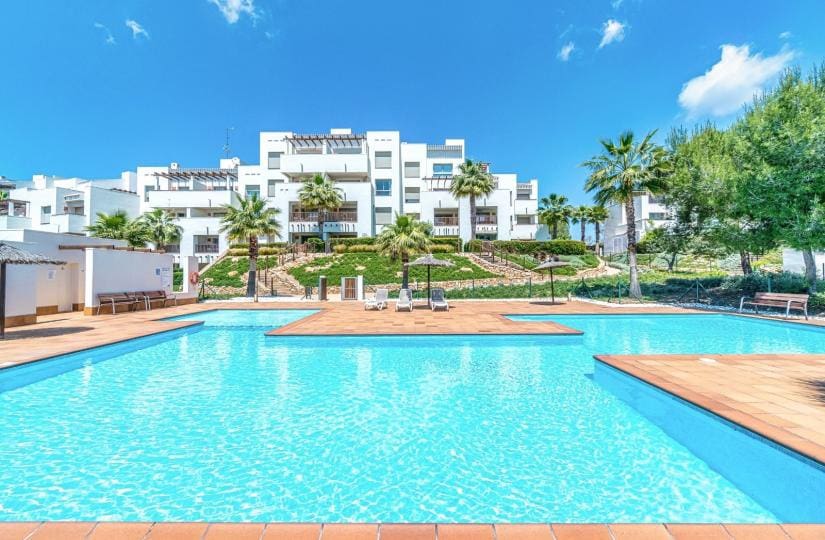 3 soveværelse Lejlighed til salg i Dehesa de Campoamor med swimmingpool garage - € 345.000 (Ref: 9424153)