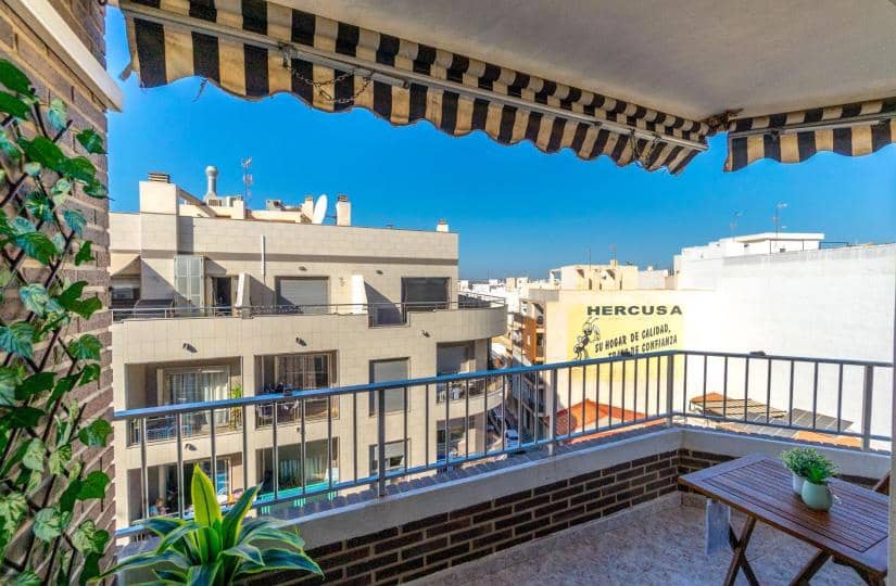 3 slaapkamer Appartement te koop in Torrevieja met garage - € 225.000 (Ref: 9424155)