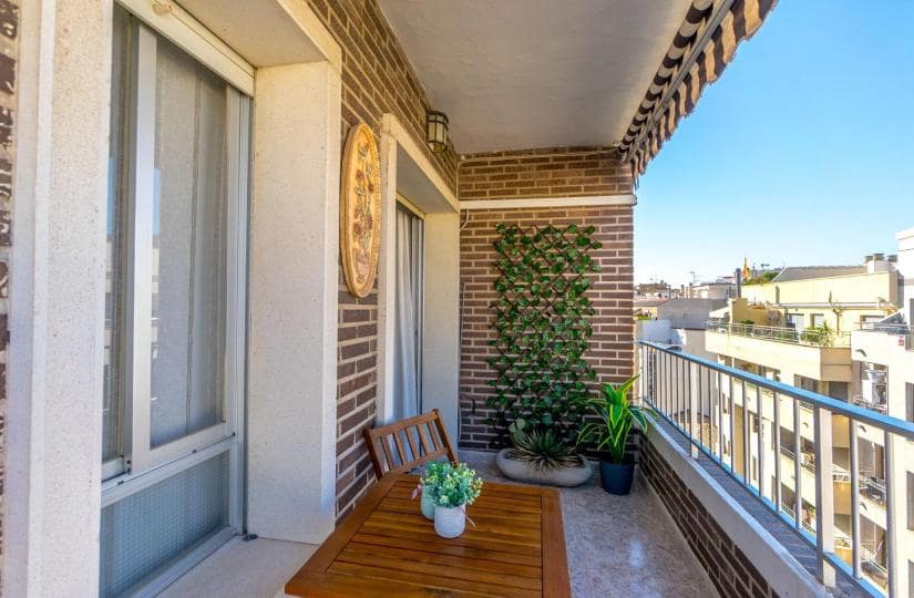 3 slaapkamer Appartement te koop in Torrevieja met garage - € 225.000 (Ref: 9424155)