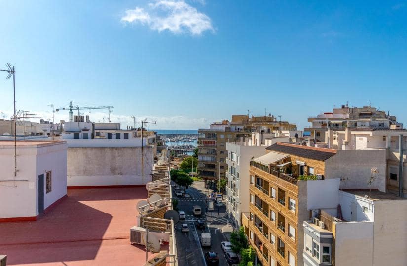 3 slaapkamer Appartement te koop in Torrevieja met garage - € 225.000 (Ref: 9424155)