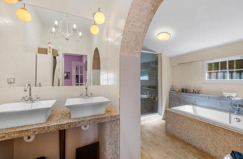 6 slaapkamer Finca/Landhuis te koop in Heredades met zwembad garage - € 650.000 (Ref: 9424157)