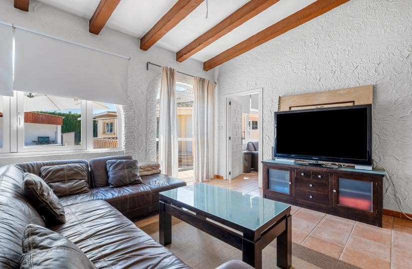 6 slaapkamer Finca/Landhuis te koop in Heredades met zwembad garage - € 650.000 (Ref: 9424157)