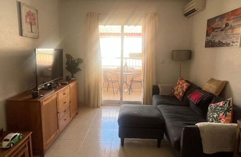 2 bedroom Apartment for sale in Algorfa with pool - € 120,000 (Ref: 9425443)