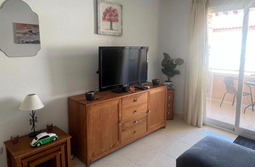 2 bedroom Apartment for sale in Algorfa with pool - € 120,000 (Ref: 9425443)