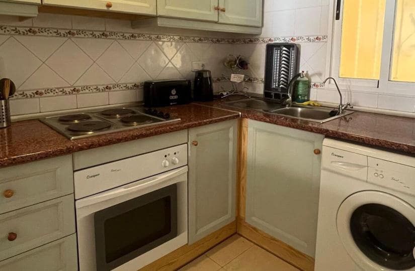 2 bedroom Apartment for sale in Algorfa with pool - € 120,000 (Ref: 9425443)