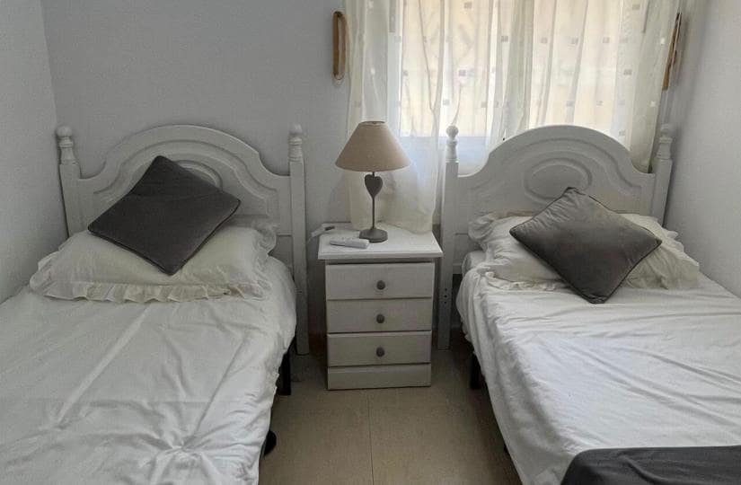 2 bedroom Apartment for sale in Algorfa with pool - € 120,000 (Ref: 9425443)