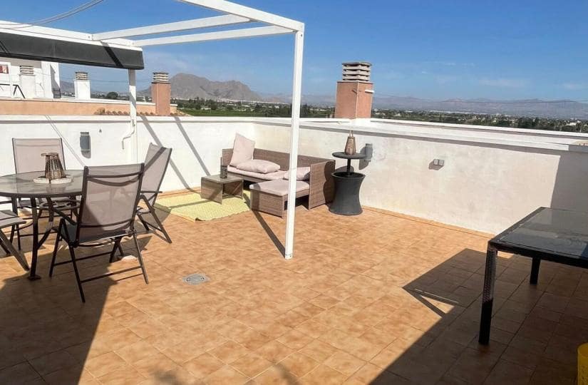 2 bedroom Apartment for sale in Algorfa with pool - € 120,000 (Ref: 9425443)
