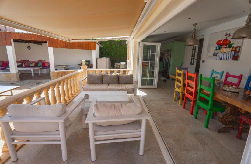 6 soverom Villa til salgs i Heredades med svømmebasseng garasje - € 650 000 (Ref: 9425444)