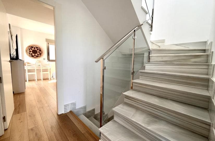 4 bedroom Townhouse for sale in Torre de la Horadada with pool garage - € 650,000 (Ref: 9425445)