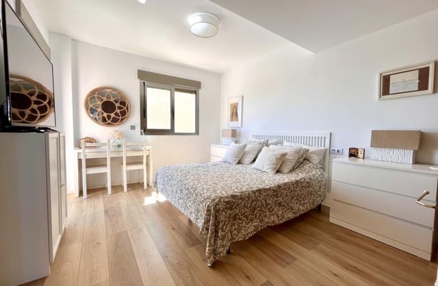 4 soveværelse Byhus til salg i Torre de la Horadada, Pilar de la Horadada med swimmingpool garage - € 650.000 (Ref: 9425445)