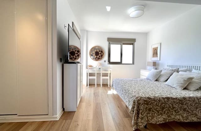 4 soveværelse Byhus til salg i Torre de la Horadada, Pilar de la Horadada med swimmingpool garage - € 650.000 (Ref: 9425445)