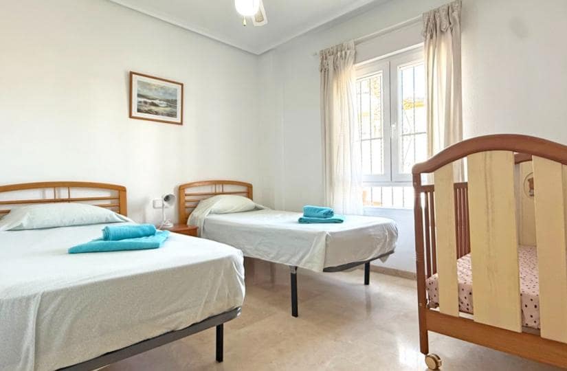 2 bedroom Apartment for sale in Villamartin with pool garage - € 199,000 (Ref: 9425449)