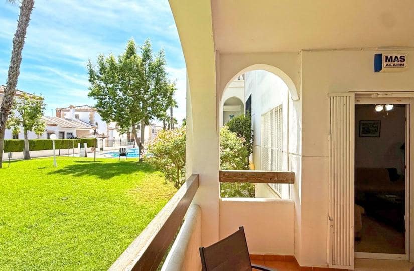 2 bedroom Apartment for sale in Villamartin with pool garage - € 199,000 (Ref: 9425449)