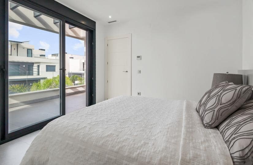 4 soverom Villa til salgs i Algorfa med svømmebasseng garasje - € 569 500 (Ref: 9425451)