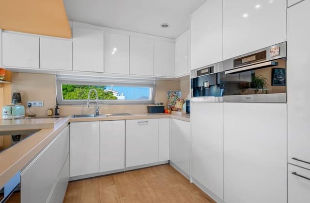 2 soveværelse Villa til salg i Benijófar med swimmingpool garage - € 435.000 (Ref: 9425453)