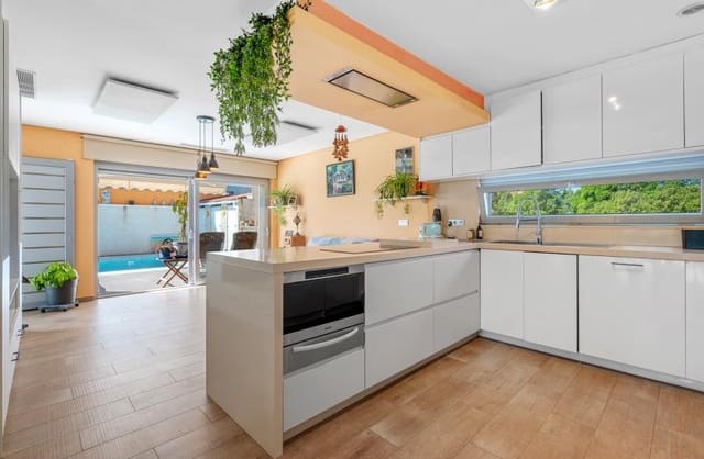 2 soveværelse Villa til salg i Benijófar med swimmingpool garage - € 435.000 (Ref: 9425453)