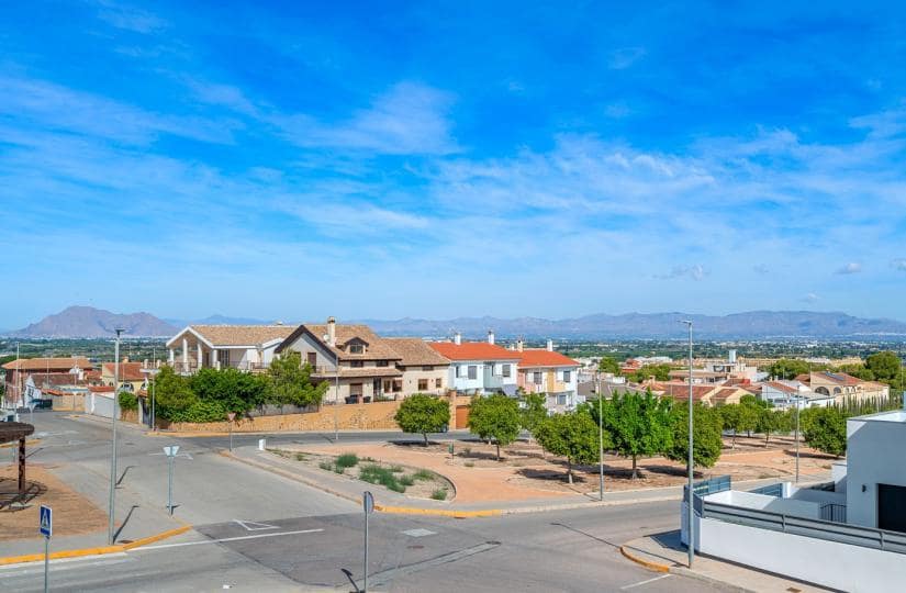 2 soveværelse Villa til salg i Benijofar med swimmingpool garage - € 435.000 (Ref: 9425453)