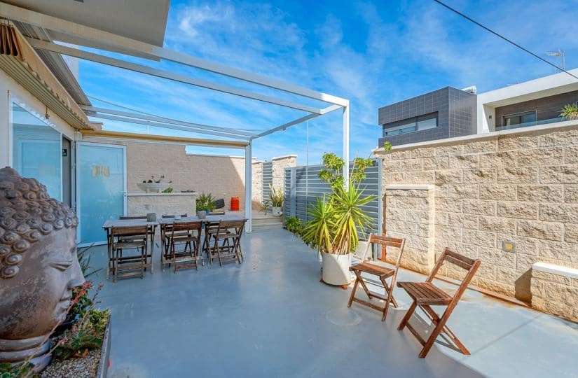 2 soveværelse Villa til salg i Benijofar med swimmingpool garage - € 435.000 (Ref: 9425453)