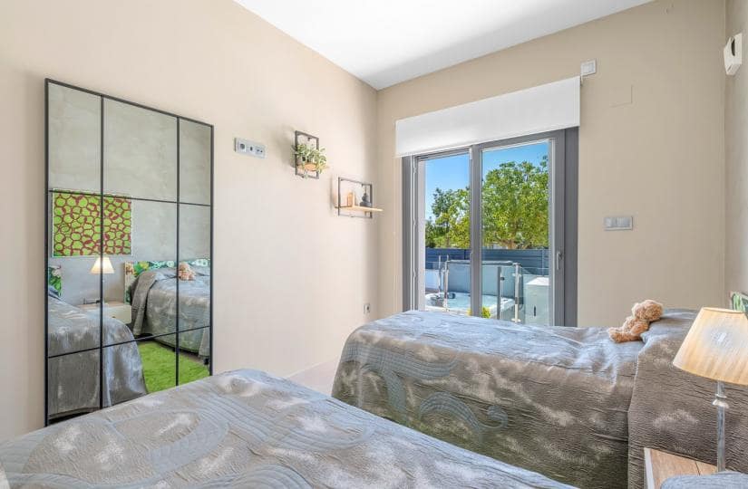 3 bedroom Townhouse for sale in Formentera del Segura with pool - € 339,000 (Ref: 9425459)