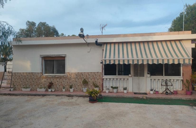 Finca/Casa Rural de 2 habitaciones en Elche / Elx en venta con piscina garaje - 190.000 € (Ref: 9425467)