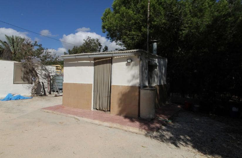 Finca/Casa Rural de 2 habitaciones en Elche / Elx en venta con piscina garaje - 190.000 € (Ref: 9425467)