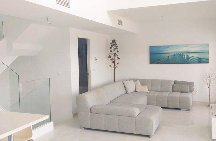 4 bedroom Villa for sale in Gran Alacant with pool garage - € 599,000 (Ref: 9425472)