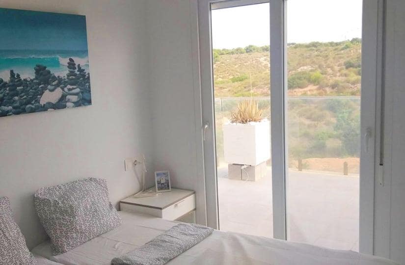 4 bedroom Villa for sale in Gran Alacant with pool garage - € 599,000 (Ref: 9425472)