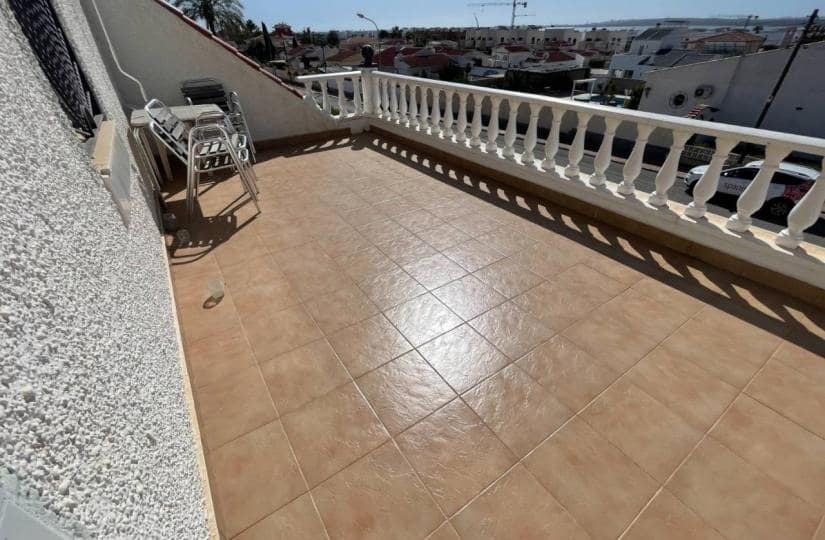 3 bedroom Villa for sale in Ciudad Quesada with pool garage - € 375,000 (Ref: 9425474)