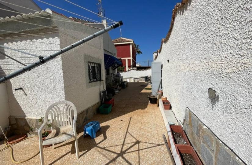 3 bedroom Villa for sale in Ciudad Quesada with pool garage - € 375,000 (Ref: 9425474)