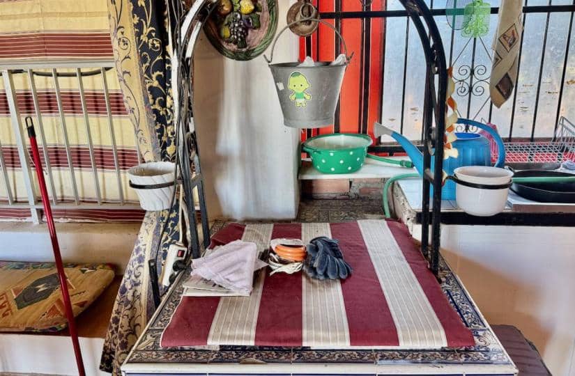 4 bedroom Finca/Country House for sale in Guardamar del Segura with garage - € 190,000 (Ref: 9425475)