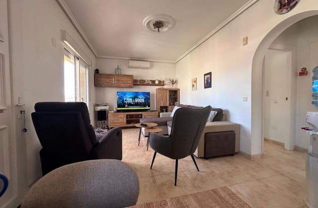 2 bedroom Villa for sale in Ciudad Quesada, Rojales with pool garage - € 209,900 (Ref: 9425476)