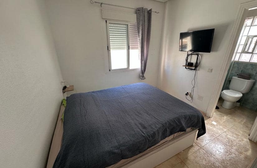 2 bedroom Villa for sale in Ciudad Quesada with pool garage - € 209,900 (Ref: 9425476)