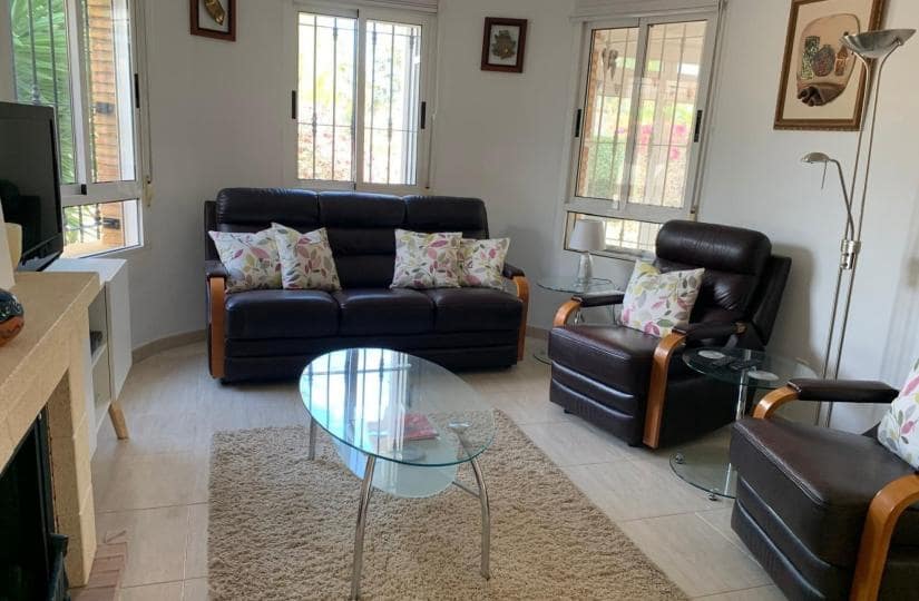 3 bedroom Villa for sale in El Raso with pool garage - € 269,000 (Ref: 9425479)