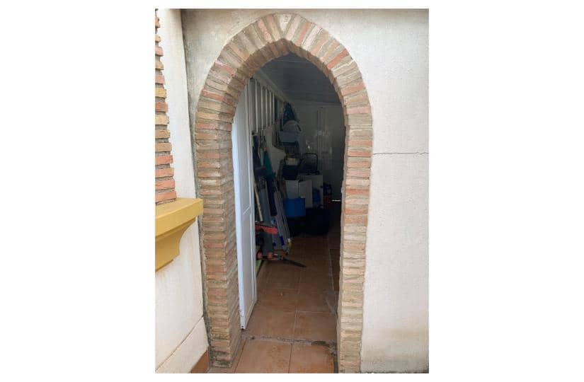 3 bedroom Villa for sale in El Raso with pool garage - € 269,000 (Ref: 9425479)