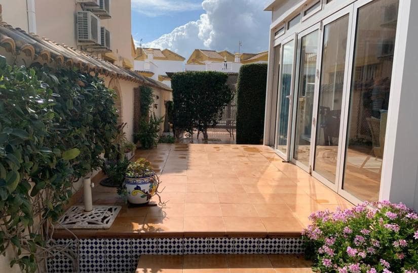 3 bedroom Villa for sale in El Raso with pool garage - € 269,000 (Ref: 9425479)