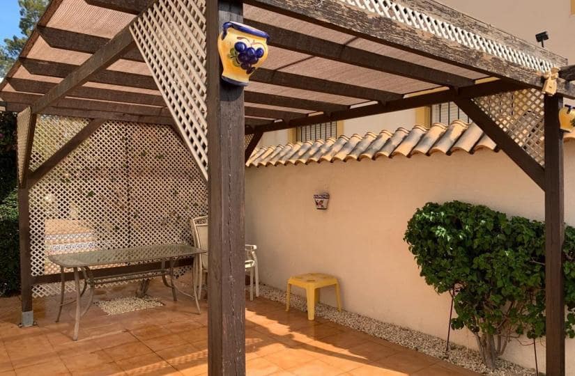 3 bedroom Villa for sale in El Raso with pool garage - € 269,000 (Ref: 9425479)