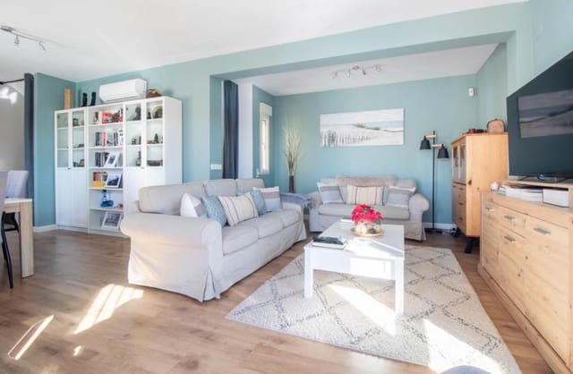 3 slaapkamer Villa te koop in Las Filipinas met zwembad garage - € 425.000 (Ref: 9425480)