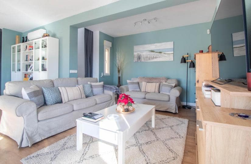 3 slaapkamer Villa te koop in San Miguel de Salinas met zwembad garage - € 425.000 (Ref: 9425480)