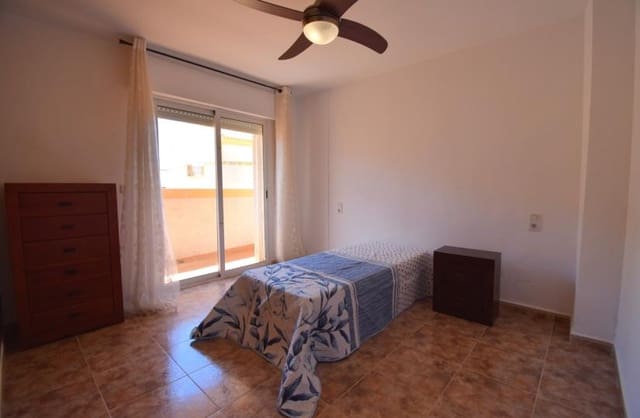 3 soveværelse Byhus til salg i Los Altos med swimmingpool garage - € 184.950 (Ref: 9425481)