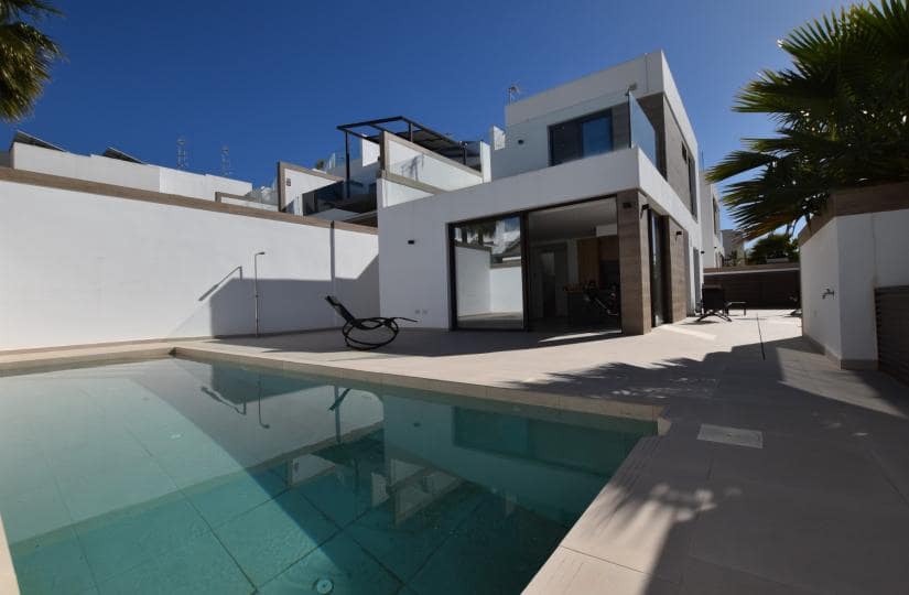 3 bedroom Villa for sale in Benijofar with pool garage - € 440,000 (Ref: 9425485)