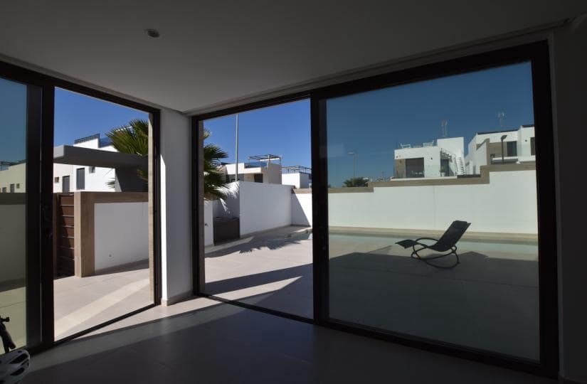 3 bedroom Villa for sale in Benijofar with pool garage - € 440,000 (Ref: 9425485)